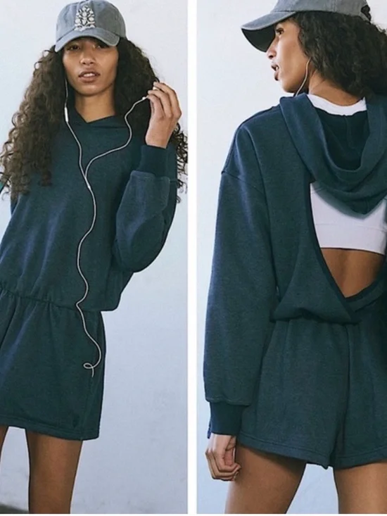 NWOT FREE PEOPLE MOVEMENT Such a Flirt Romper Size Large in Navy/Marin - Picture 2 of 2